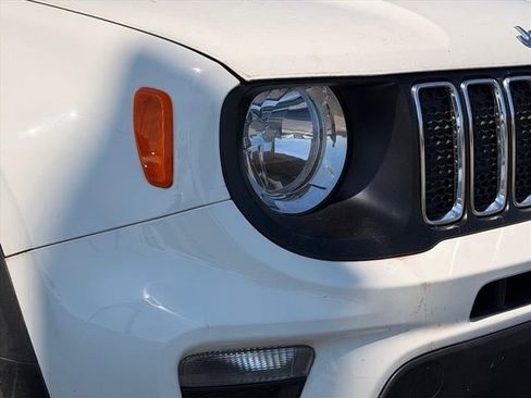 Used 2021 Jeep Renegade Sport w/ Sport Appearance Group AWD/4WD image 4