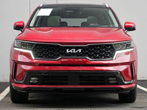 Used 2022 Kia Sorento SX w/ Panoramic Sunroof Package AWD/4WD image 6