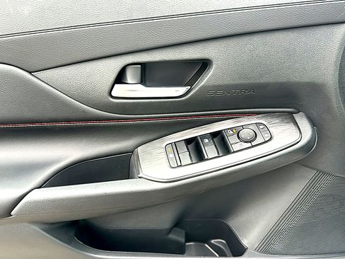 New 2026 Nissan Sentra SR w/ Floor Mat Package FWD image 13