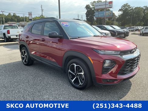 Used 2021 Chevrolet TrailBlazer RS w/ Convenience Package FWD image 8
