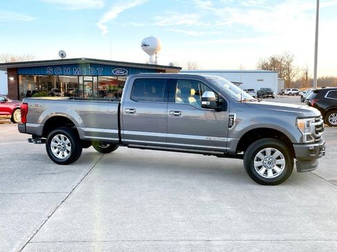 Used 2022 Ford F350 Platinum image 3