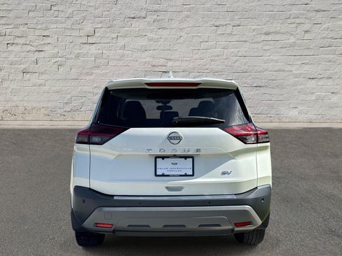 Used 2023 Nissan Rogue SV FWD image 4