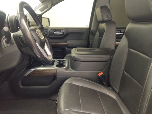 Used 2021 GMC Sierra 1500 SLT RWD image 17