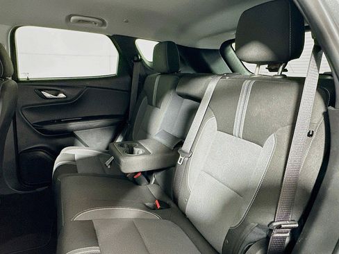 Used 2025 Chevrolet Blazer LT FWD image 20