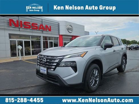 Used 2025 Nissan Rogue S AWD/4WD image 1