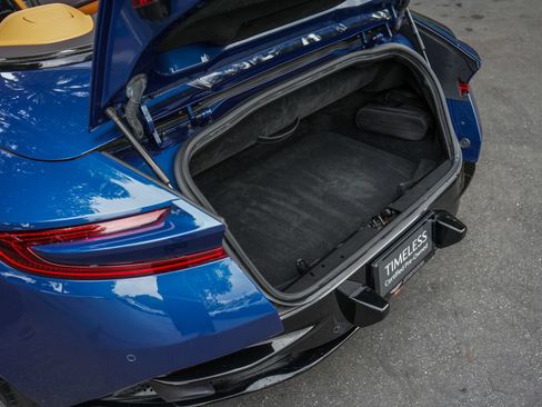 Used 2023 Aston Martin DB11 Volante RWD image 14