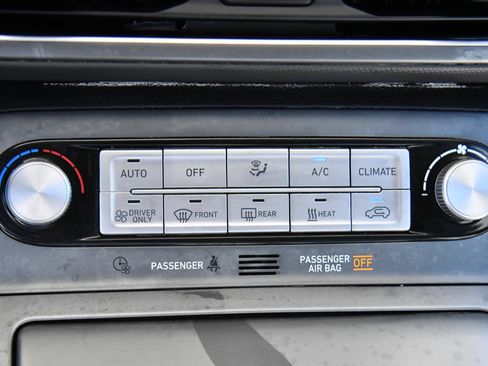 Used 2023 Hyundai Kona SEL w/ Cargo Package FWD image 26