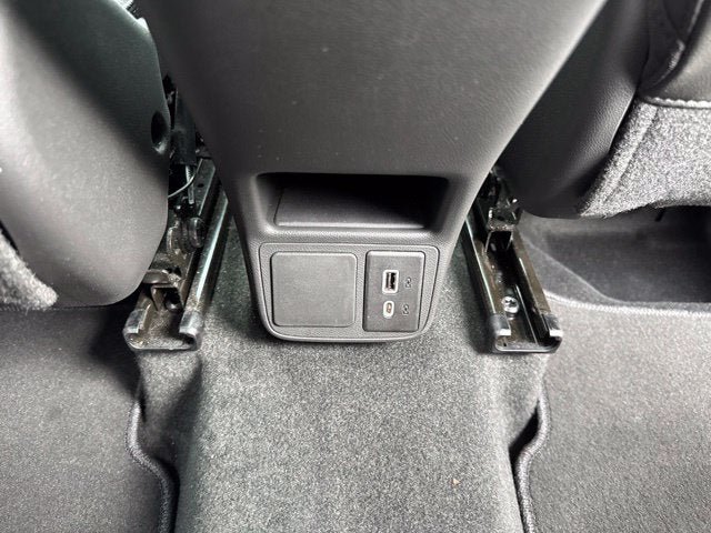 Used 2024 Buick Encore GX Sport Touring AWD/4WD image 22