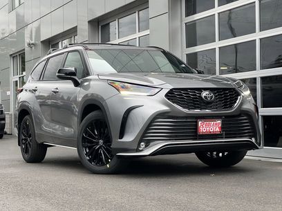 New 2026 Toyota Highlander XSE