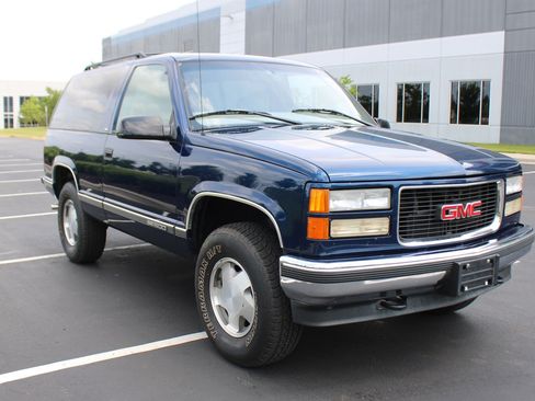 Used 1997 GMC Yukon 4WD 2-Door w/ Marketing Opt Pkg 2 image 39