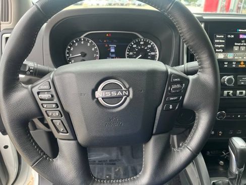 Certified 2025 Nissan Frontier SV w/ SV Convenience Package RWD image 13