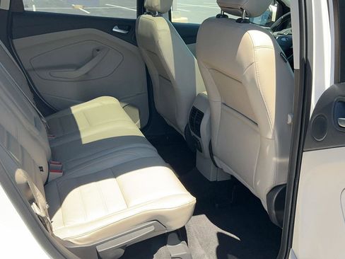Used 2018 Ford Escape Titanium w/ Ford Safe & Smart Package AWD/4WD image 34