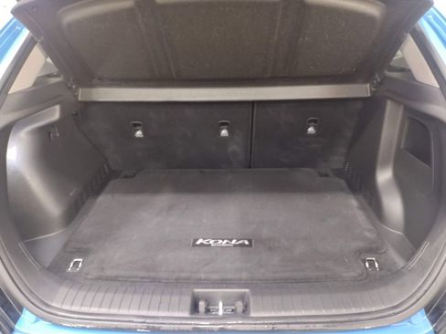 Certified 2022 Hyundai Kona SEL w/ Convenience Package image 14