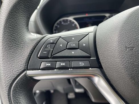 Used 2024 Nissan Sentra SV FWD image 19