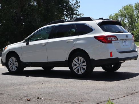 Used 2016 Subaru Outback 2.5i Premium AWD/4WD image 7