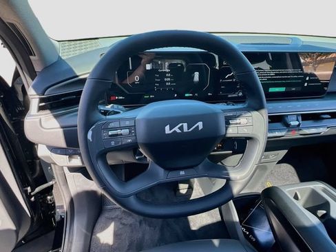 New 2026 Kia EV9 Light RWD image 11