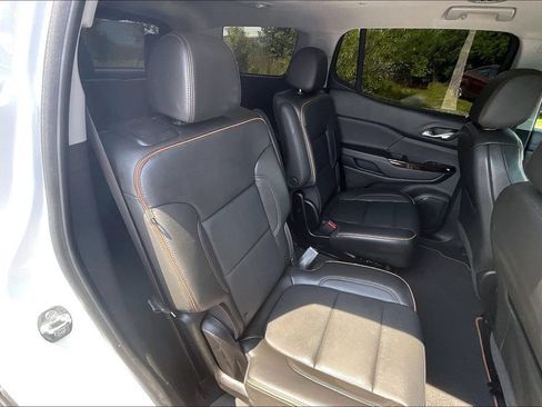 Used 2023 GMC Acadia AT4 w/ Technology Package AWD/4WD image 26