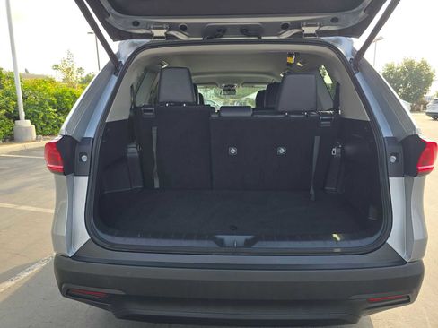 Certified 2025 Toyota Grand Highlander FWD image 15