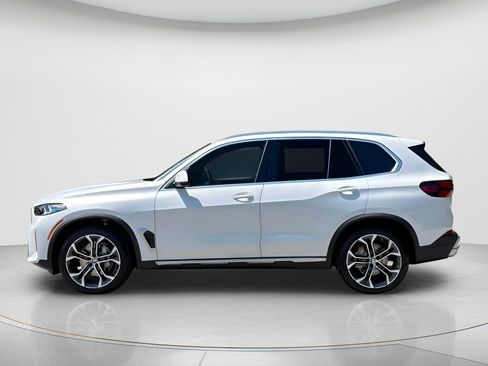 New 2026 BMW X5 sDrive40i w/ Climate Comfort Package RWD image 8