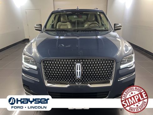 Certified 2022 Lincoln Navigator L Reserve image 2
