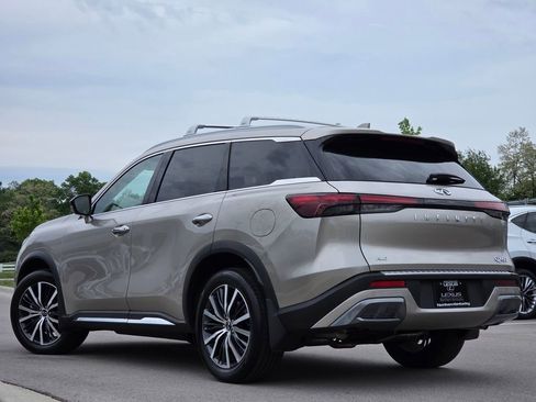 Used 2025 INFINITI QX60 Sensory w/ Vision Package AWD/4WD image 28