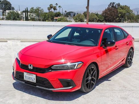 Certified 2024 Honda Civic Sport image 3