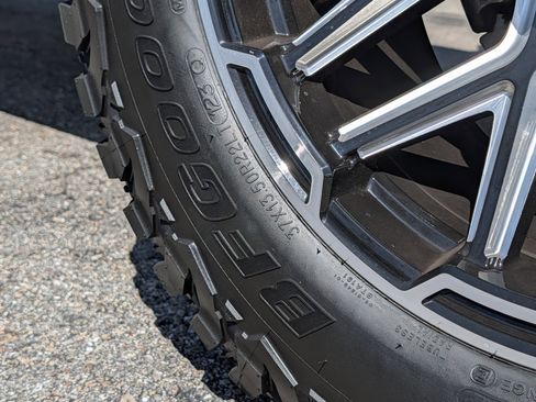 Used 2026 Ford F250 Lariat w/ Black Appearance Package image 13