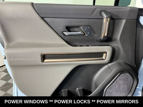 Used 2025 GMC Hummer EV 3X AWD/4WD image 25