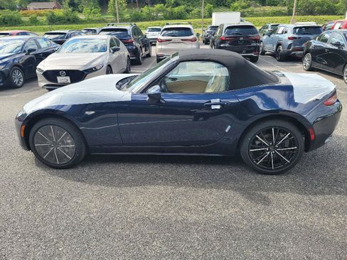 New 2026 MAZDA MX-5 Miata Grand Touring w/ Weather Package RWD image 19