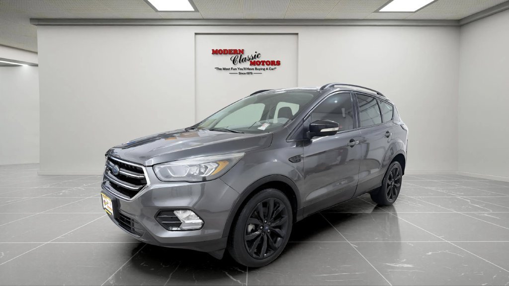 Used 2017 Ford Escape Titanium AWD/4WD image 3