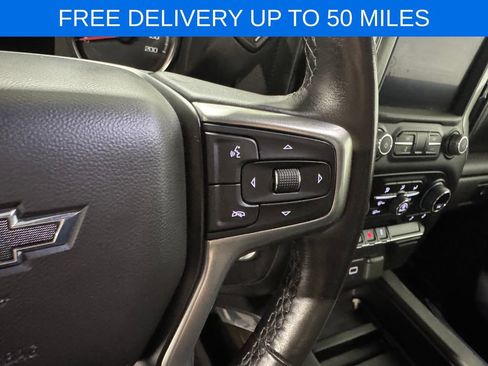 Used 2022 Chevrolet Silverado 1500 LT Trail Boss w/ Bed Protection Package AWD/4WD image 7