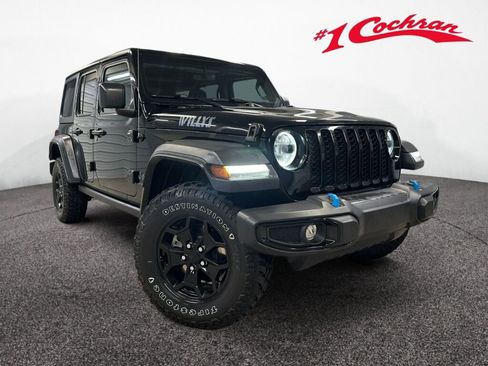 Used 2023 Jeep Wrangler Unlimited w/ Cold Weather Group AWD/4WD image 1