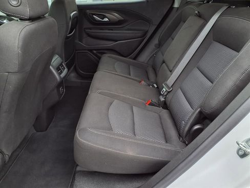 Certified 2022 GMC Terrain SLE w/ Driver Convenience Package image 25