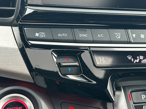 Used 2025 Honda Odyssey Sport-L image 29