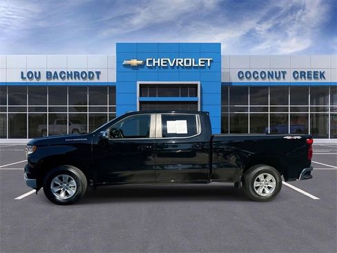 Used 2023 Chevrolet Silverado 1500 LT w/ Protection Package image 5