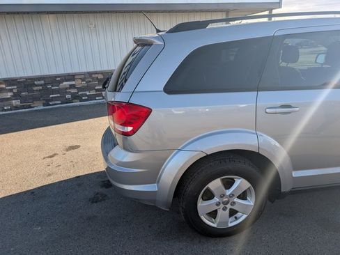 Used 2015 Dodge Journey SE image 14