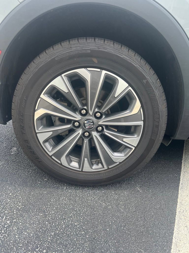 Used 2024 Buick Envision Preferred AWD/4WD image 7