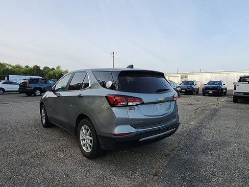 Used 2023 Chevrolet Equinox LT image 3