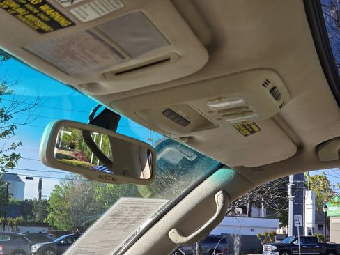 Used 2007 Lexus LX 470 4WD image 17