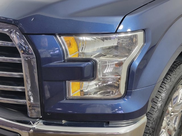 Used 2017 Ford F150 XLT w/ Equipment Group 302A Luxury AWD/4WD image 9