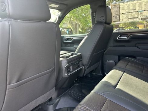 New 2025 Chevrolet Silverado 1500 High Country image 37