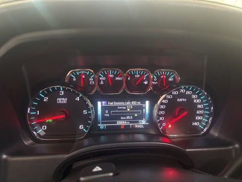 Used 2018 GMC Sierra 1500 SLT AWD/4WD image 29