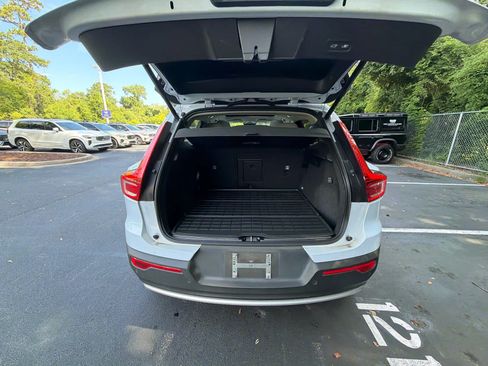 Certified 2024 Volvo XC40 B5 Ultimate w/ Protection Package Premier AWD/4WD image 21
