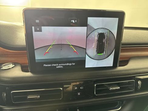 Used 2021 Lincoln Aviator Reserve w/ Equipment Group 201A AWD/4WD image 9