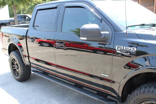 Used 2017 Ford F150 XLT w/ Equipment Group 302A Luxury AWD/4WD image 10