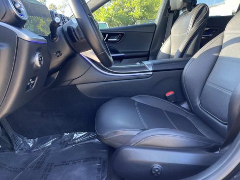 Used 2022 Mercedes-Benz C 300 Sedan w/ Exclusive Trim Package image 16