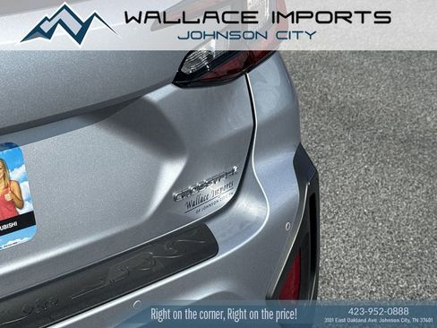 Used 2024 Subaru Crosstrek 2.5i Limited w/ Crosstrek Mirror Package AWD/4WD image 2