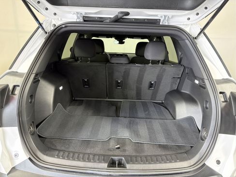 New 2026 GMC Terrain Elevation w/ Technology Package II FWD image 25