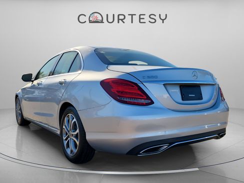 Used 2017 Mercedes-Benz C 300 Sedan image 3
