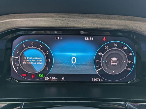 Used 2025 Volkswagen Atlas SE image 16